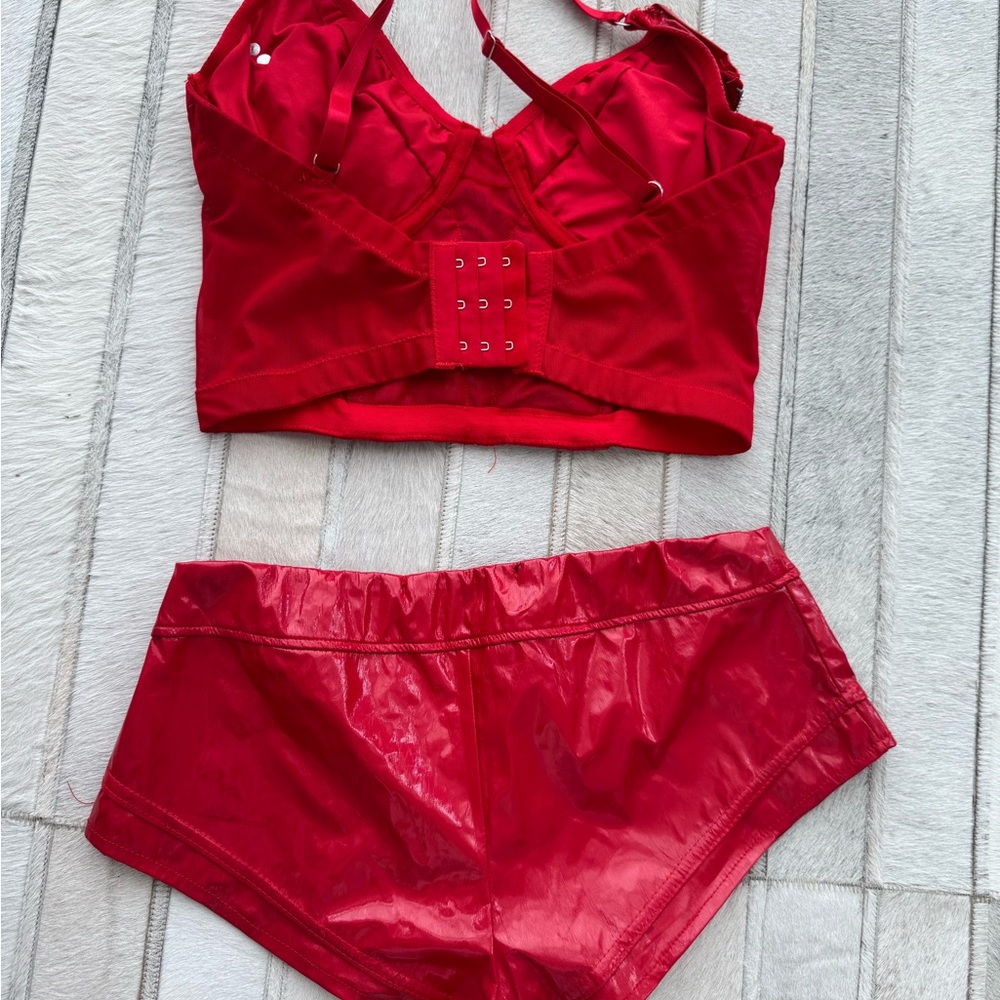 Red Zippered Two-Piece Set - Picture 2 of 4